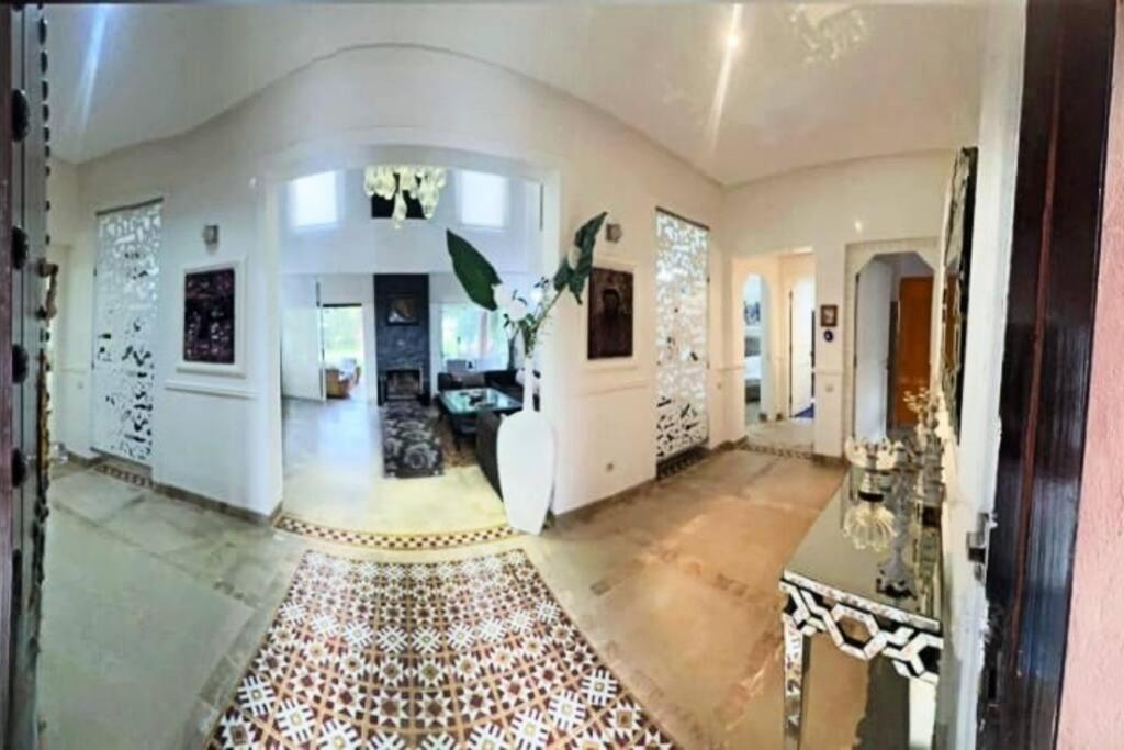Waky Club Large Luxury Villa Marrakesh Buitenkant foto