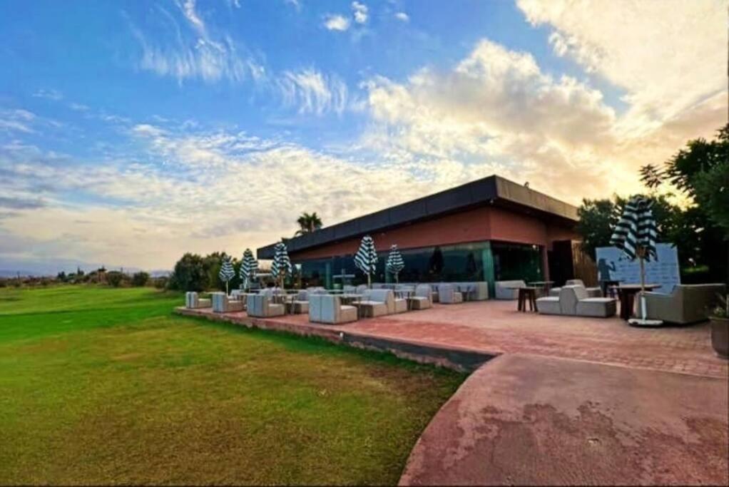 Waky Club Large Luxury Villa Marrakesh Buitenkant foto